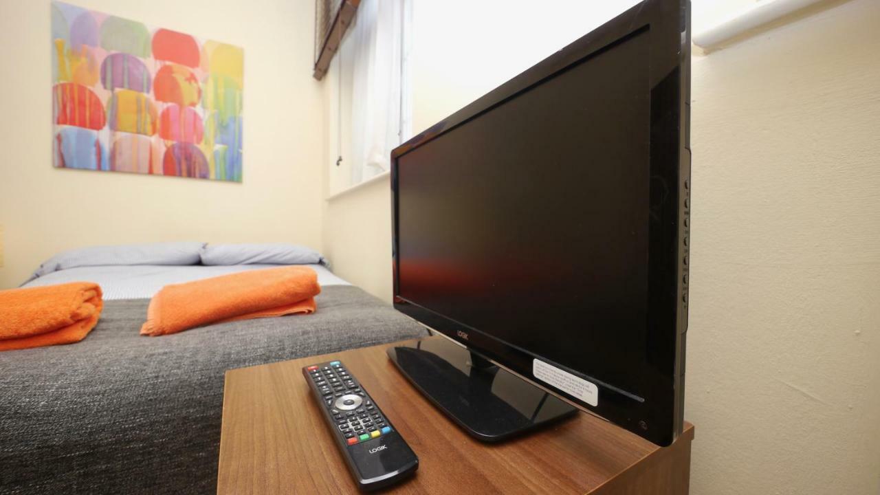 Accommodation London Exterior photo
